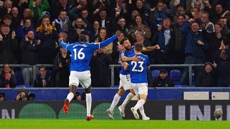 everton score today.